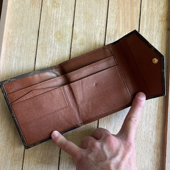 Louis Vuitton Authentic Monogram Vintage Tri-Fold Double Snap Wallet - Picture 7 of 12